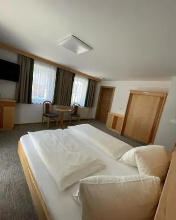 Penzion Zum Wilden Hannes Wagrain