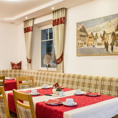 Zum Wilden Hannes Guest house Wagrain