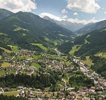 Penzion Zum Wilden Hannes Wagrain